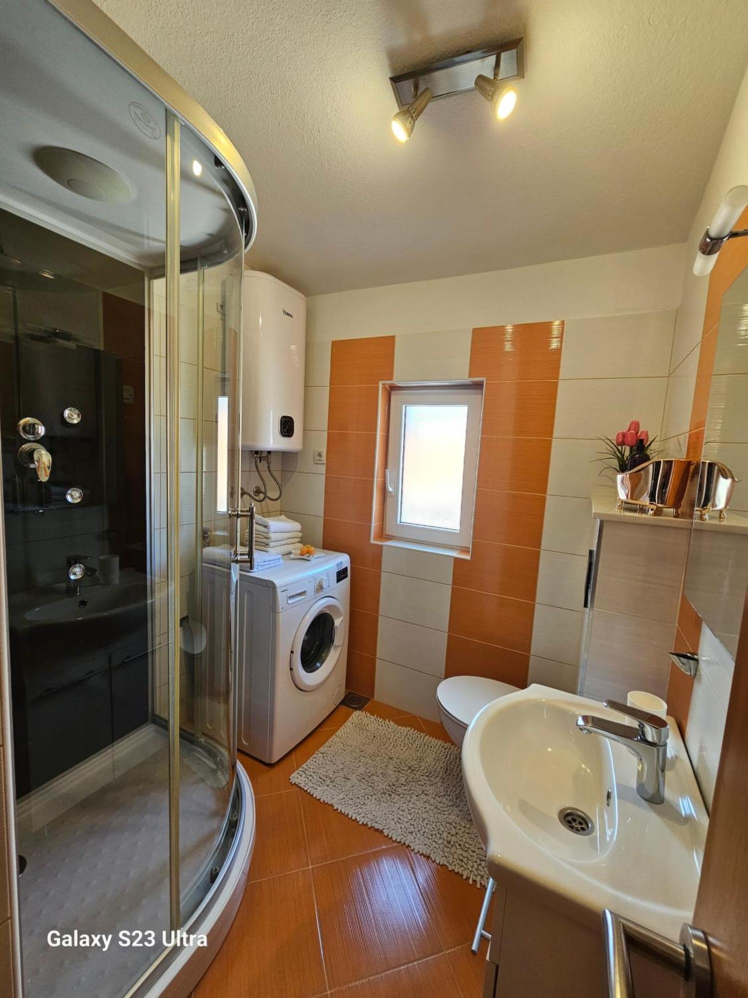 Apartmani Dianna Kastela Luaran gambar