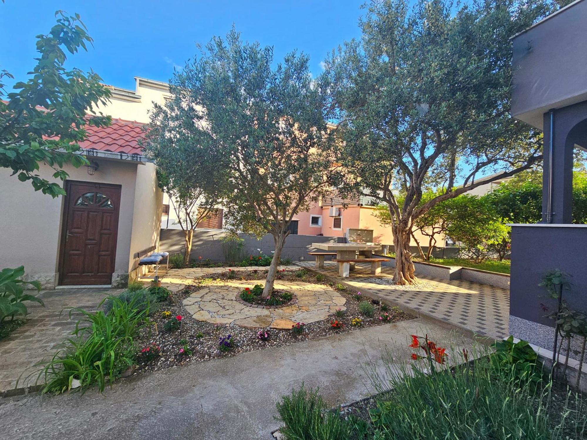 Apartmani Dianna Kastela Luaran gambar